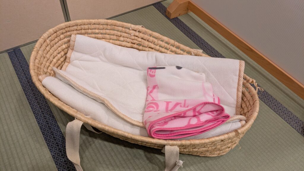 湯郷温泉・やさしさの宿 竹亭のカゴ