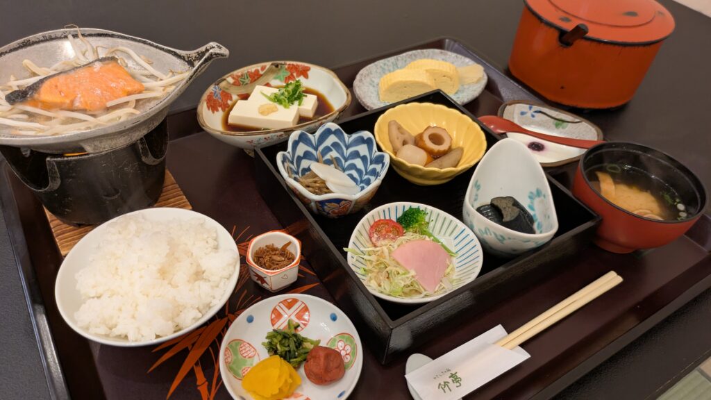 湯郷温泉・やさしさの宿 竹亭の朝定食